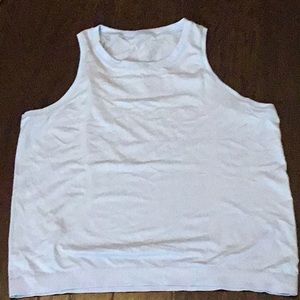 Lululemon top